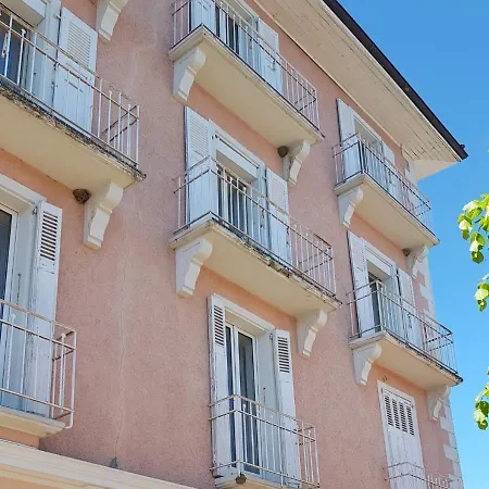 Le Rivage Hotel *